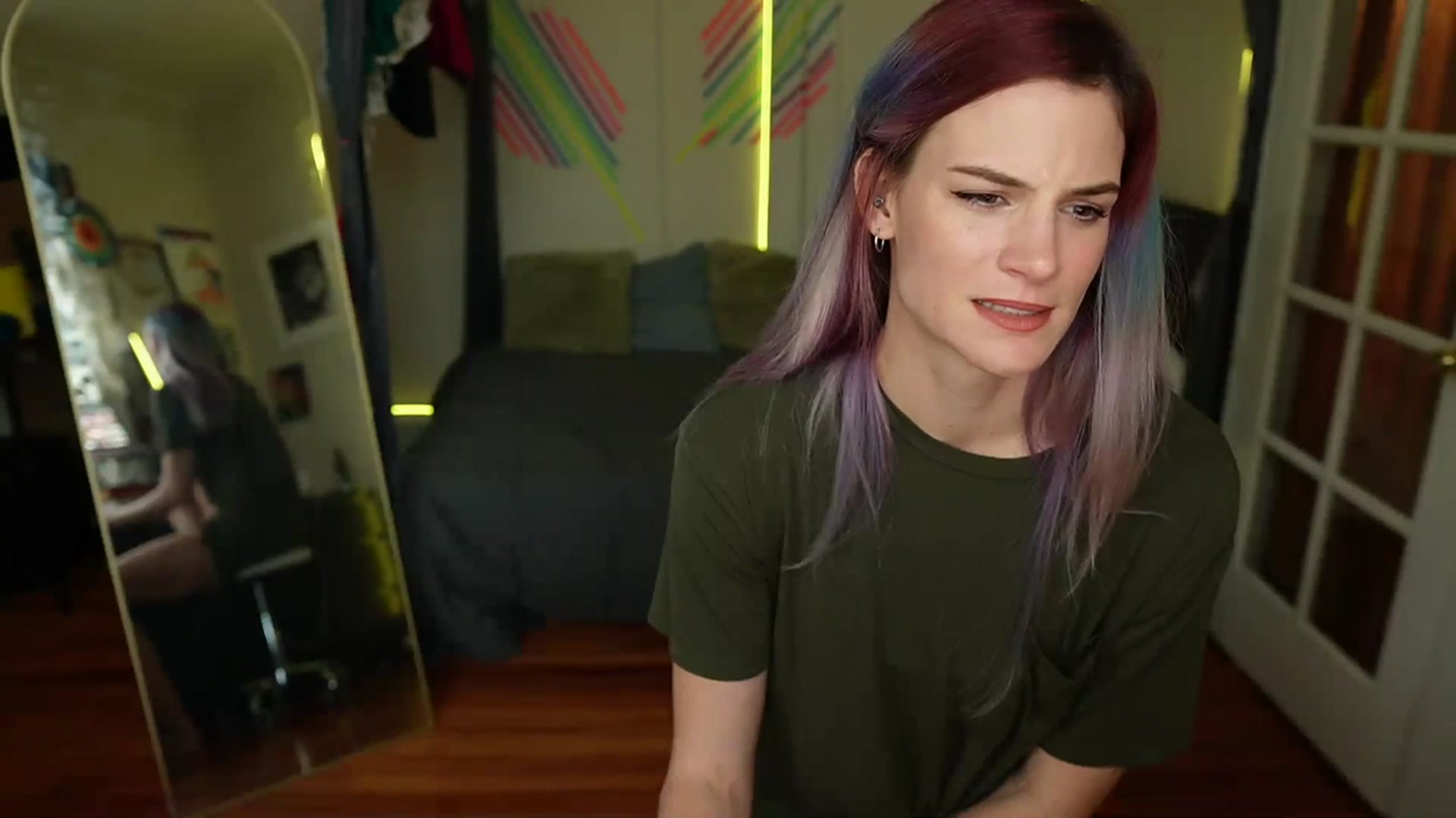 Gallery image thumbnail from Gia_Hill's myfreecams stream on, 11/16/2023, 22:08 image 3 of 20