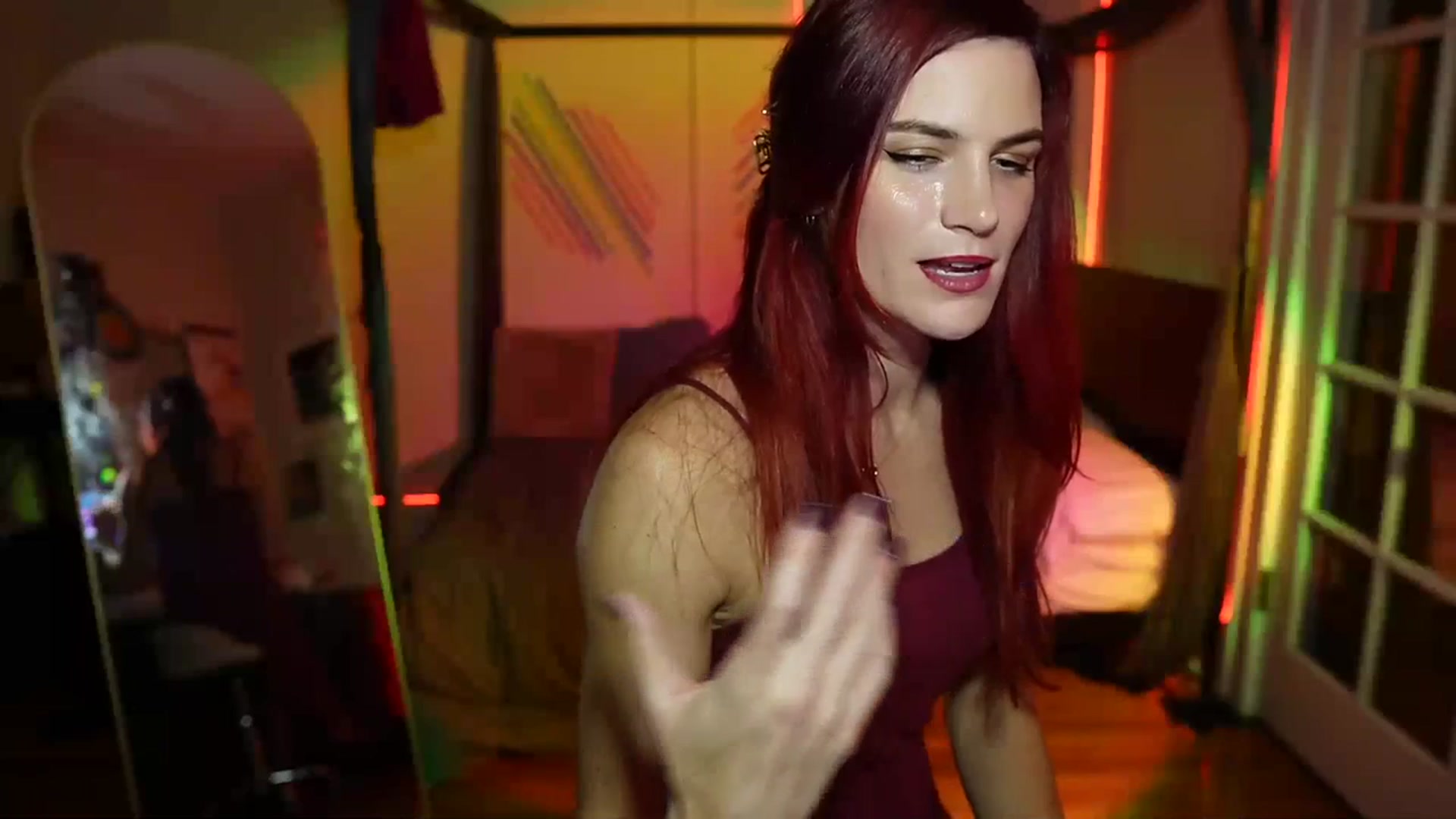 Gallery image thumbnail from Gia_Hill's myfreecams stream on, 11/21/2023, 03:32 image 9 of 20