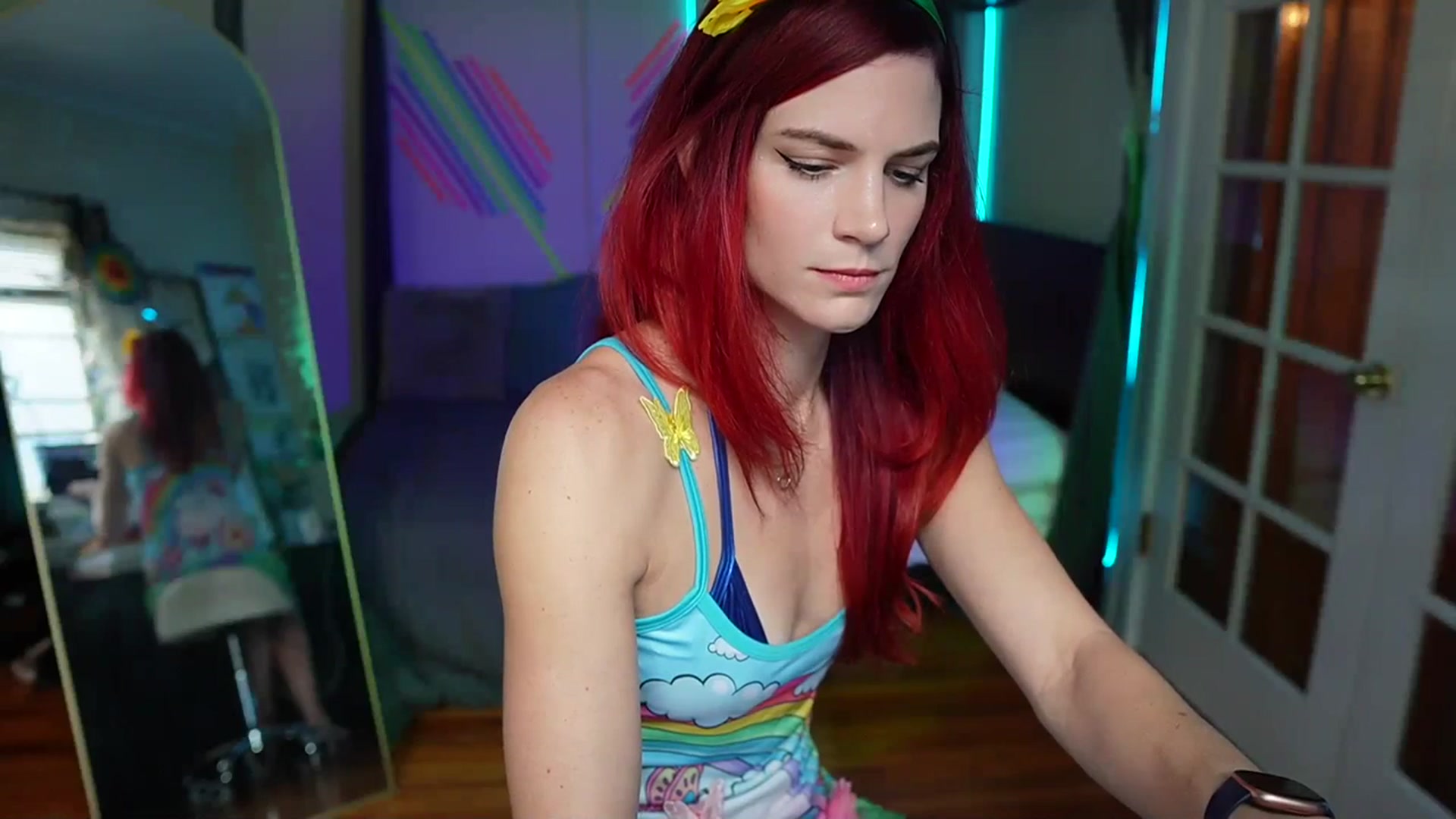 Gallery image thumbnail from Gia_Hill's myfreecams stream on, 11/21/2023, 21:19 image 3 of 20