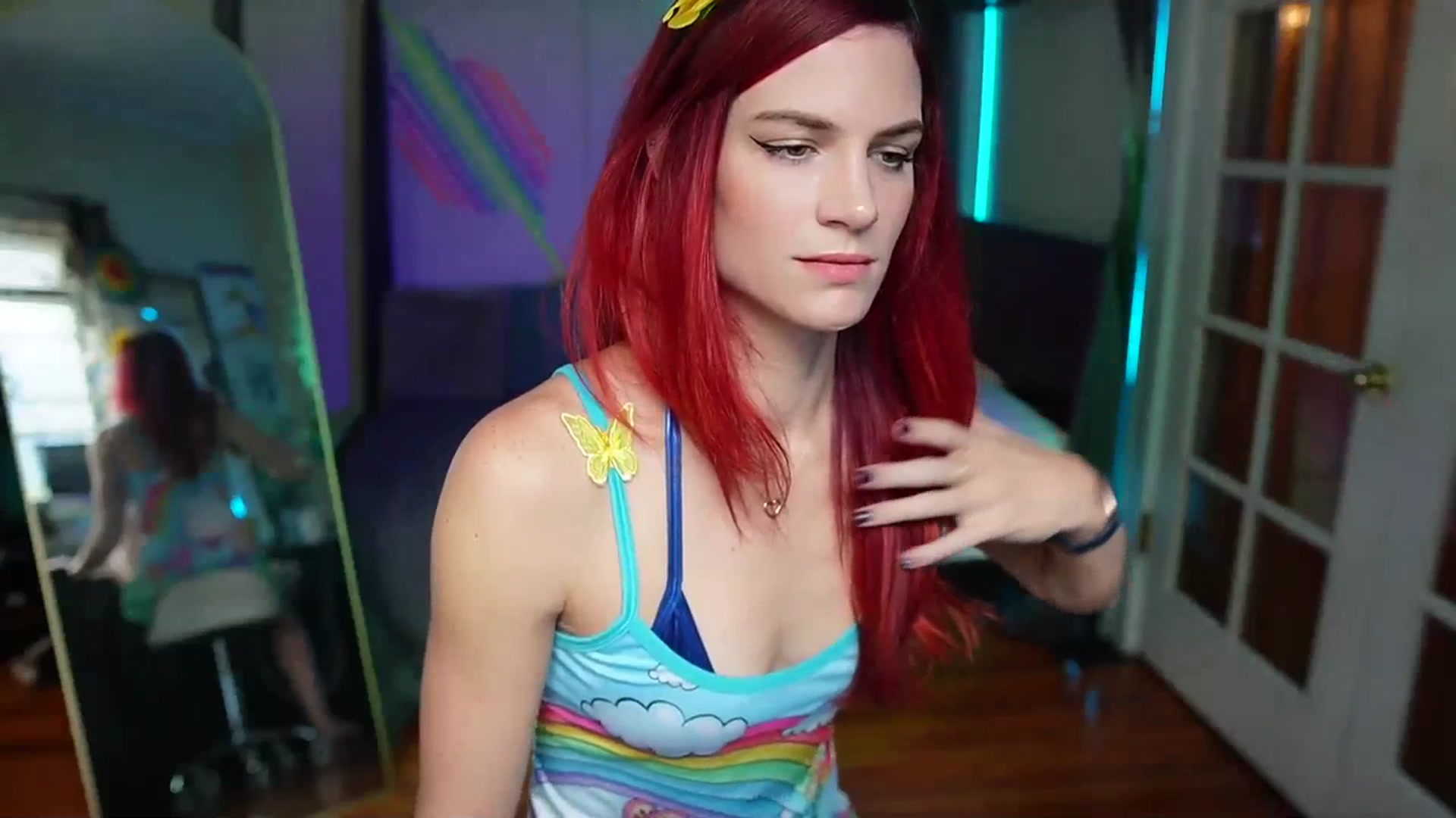 Gallery image thumbnail from Gia_Hill's myfreecams stream on, 11/21/2023, 21:19 image 2 of 20