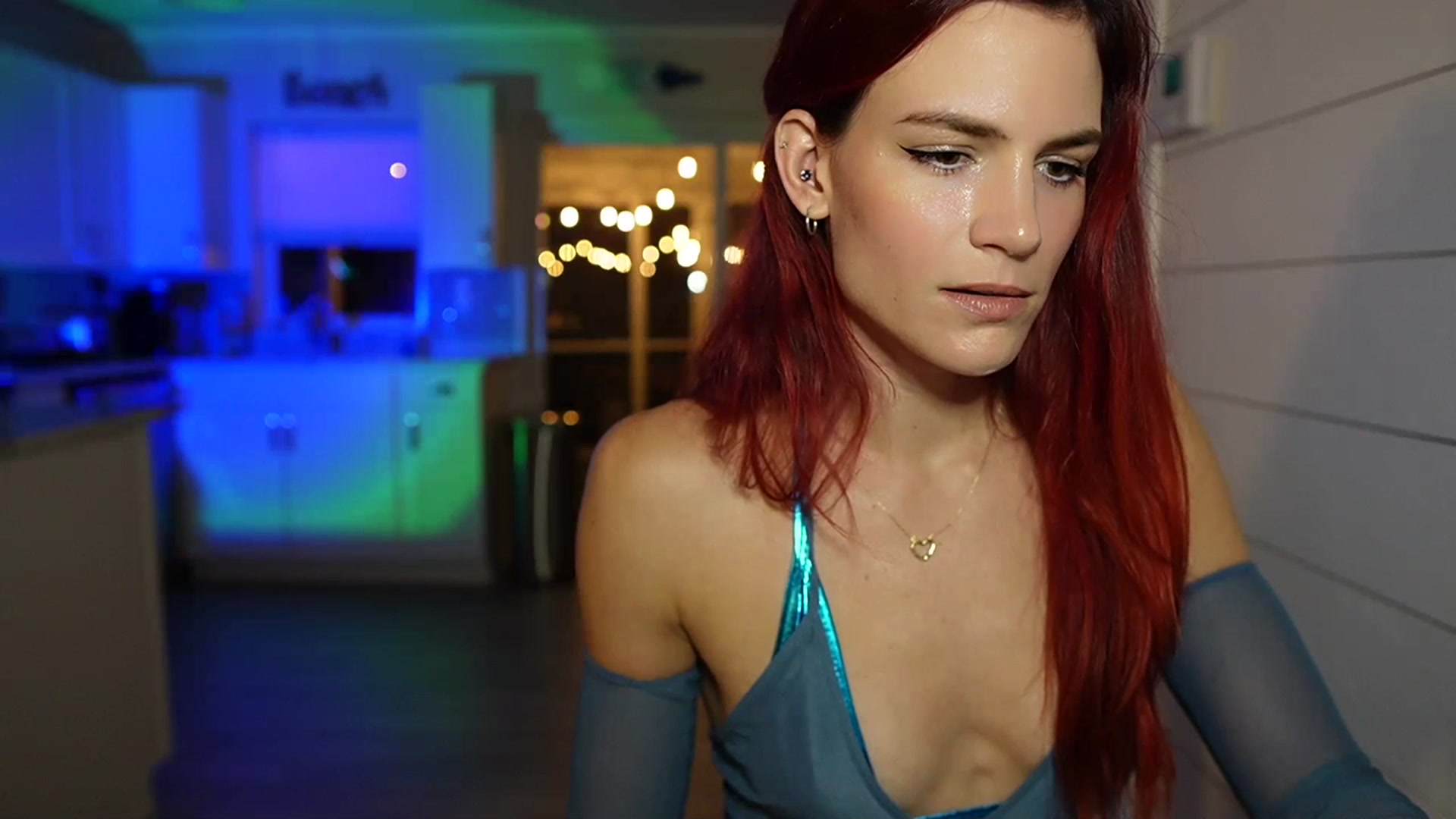 Gallery image thumbnail from Gia_Hill's myfreecams stream on, 11/25/2023, 02:47 image 10 of 20