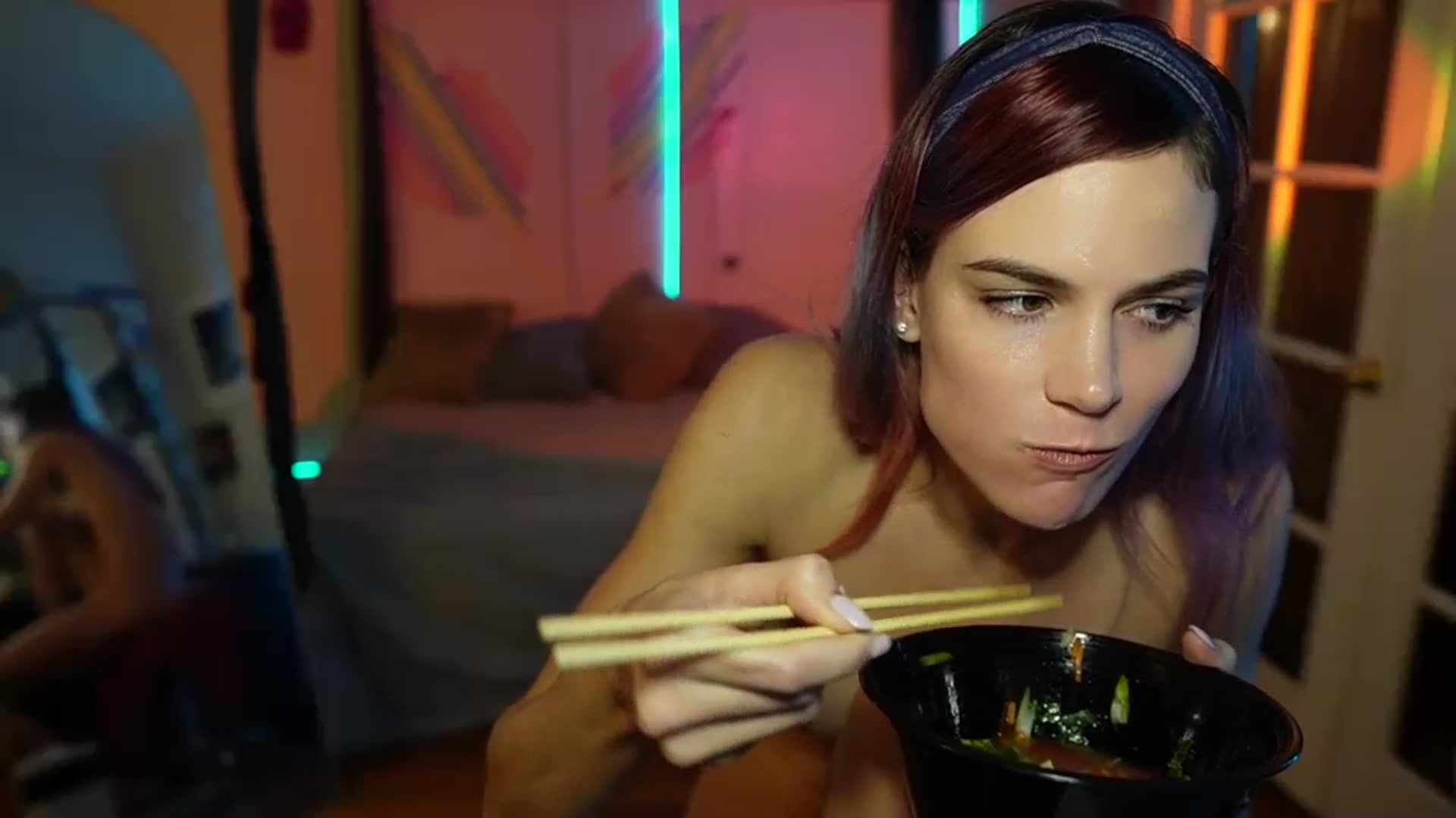 Gallery image thumbnail from Gia_Hill's myfreecams stream on, 01/07/2024, 05:58 image 12 of 20