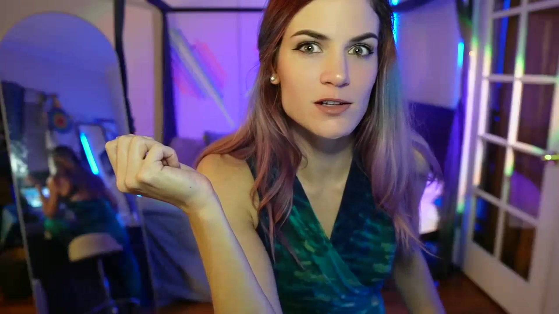 Gallery image thumbnail from Gia_Hill's myfreecams stream on, 01/11/2024, 02:52 image 18 of 20