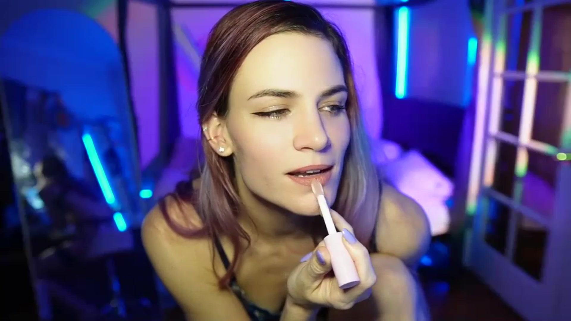 Gallery image thumbnail from Gia_Hill's myfreecams stream on, 01/11/2024, 04:16 image 10 of 20