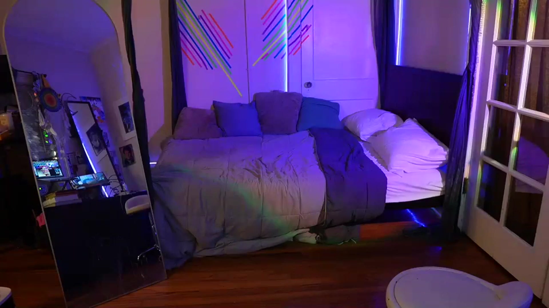 Gallery image thumbnail from Gia_Hill's myfreecams stream on, 01/11/2024, 23:34 image 15 of 20