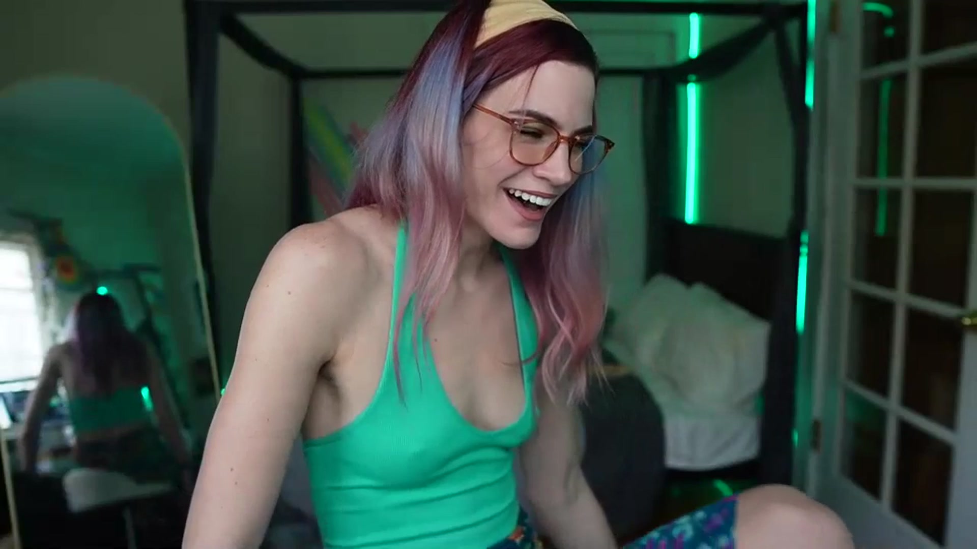 Gallery image thumbnail from Gia_Hill's myfreecams stream on, 01/14/2024, 23:00 image 2 of 20