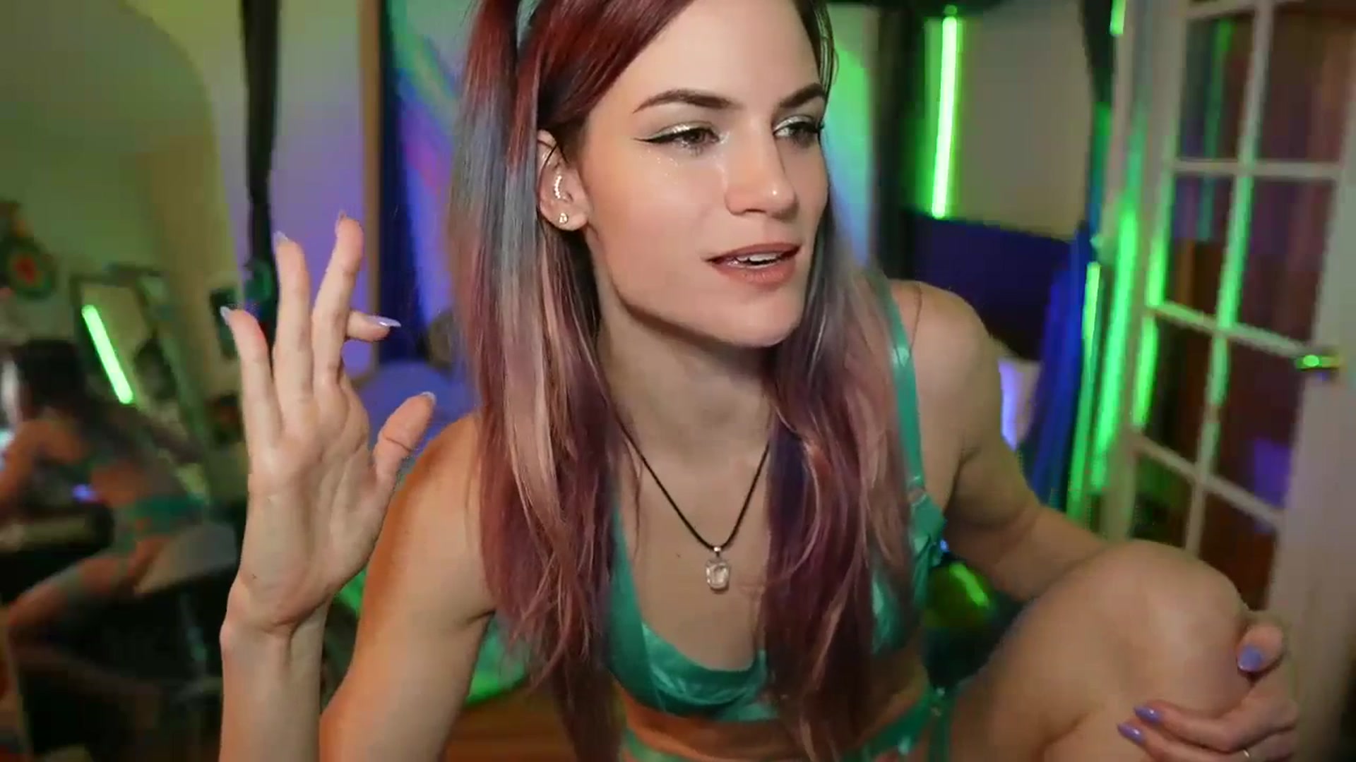 Gallery image thumbnail from Gia_Hill's myfreecams stream on, 01/16/2024, 04:20 image 18 of 20