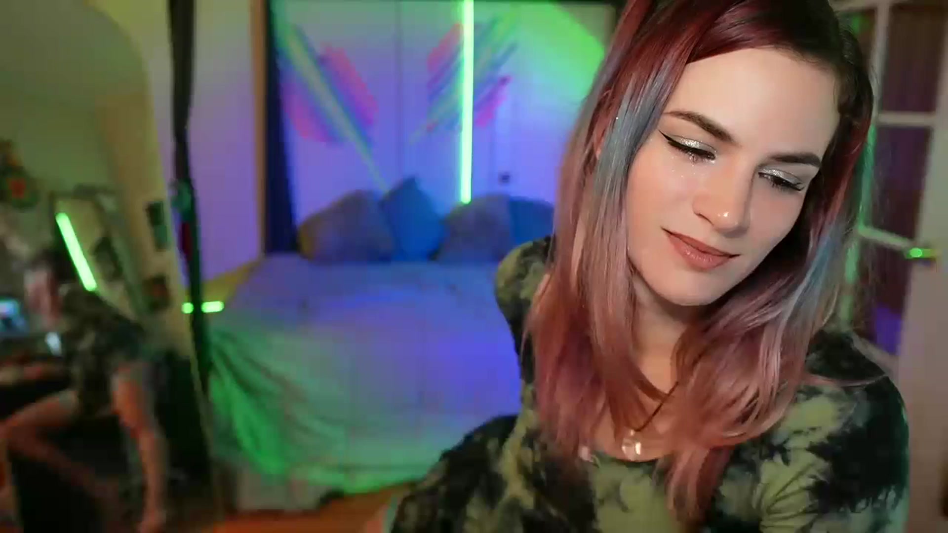 Gallery image thumbnail from Gia_Hill's myfreecams stream on, 01/16/2024, 04:20 image 1 of 20