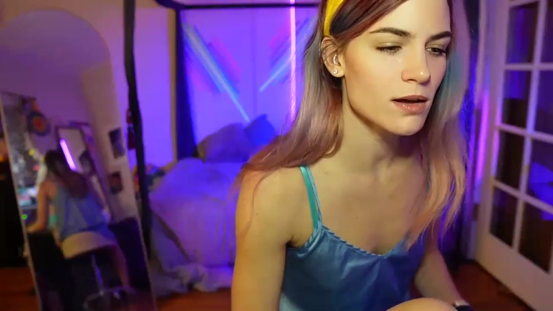 Gallery image thumbnail from Gia_Hill's myfreecams stream on, 01/18/2024, 03:02 image 12 of 20