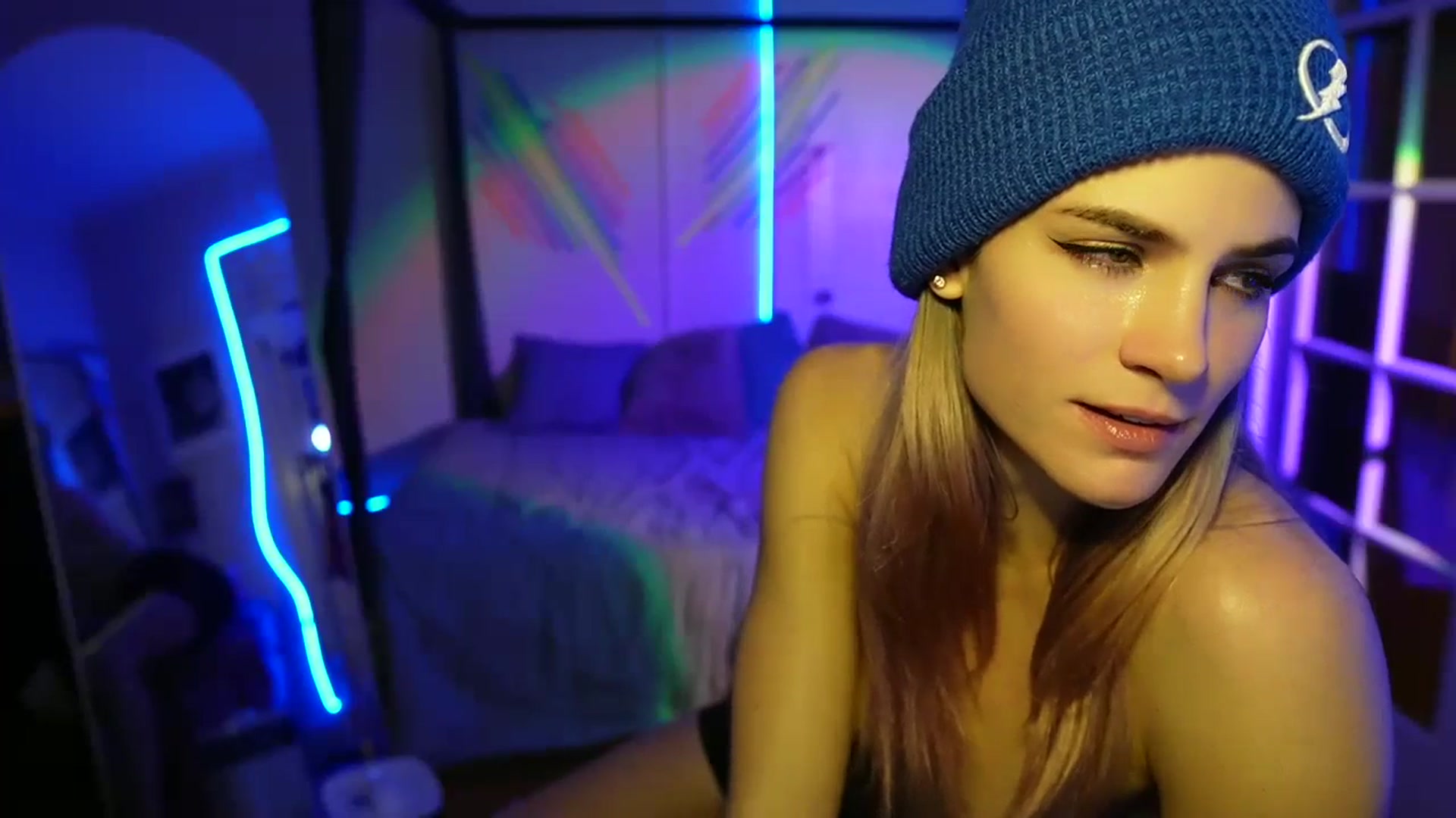 Gallery image thumbnail from Gia_Hill's myfreecams stream on, 01/23/2024, 04:12 image 16 of 20