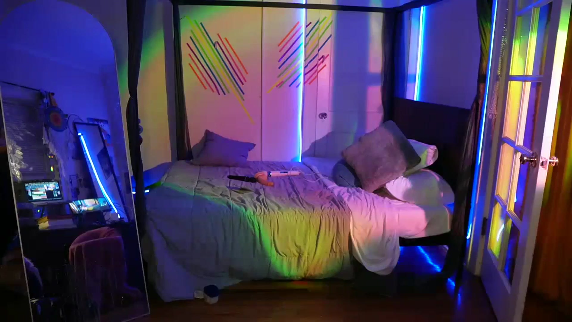 Gallery image thumbnail from Gia_Hill's myfreecams stream on, 01/23/2024, 10:42 image 5 of 20