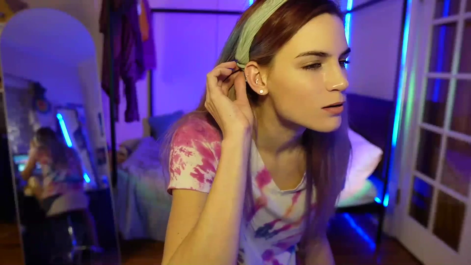 Gallery image thumbnail from Gia_Hill's myfreecams stream on, 01/27/2024, 03:14 image 2 of 20