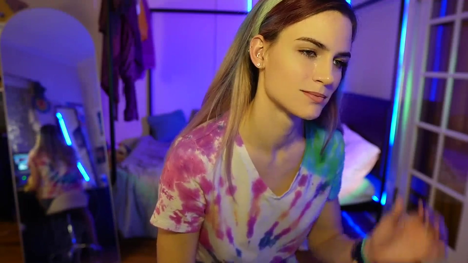 Gallery image thumbnail from Gia_Hill's myfreecams stream on, 01/27/2024, 03:14 image 4 of 20