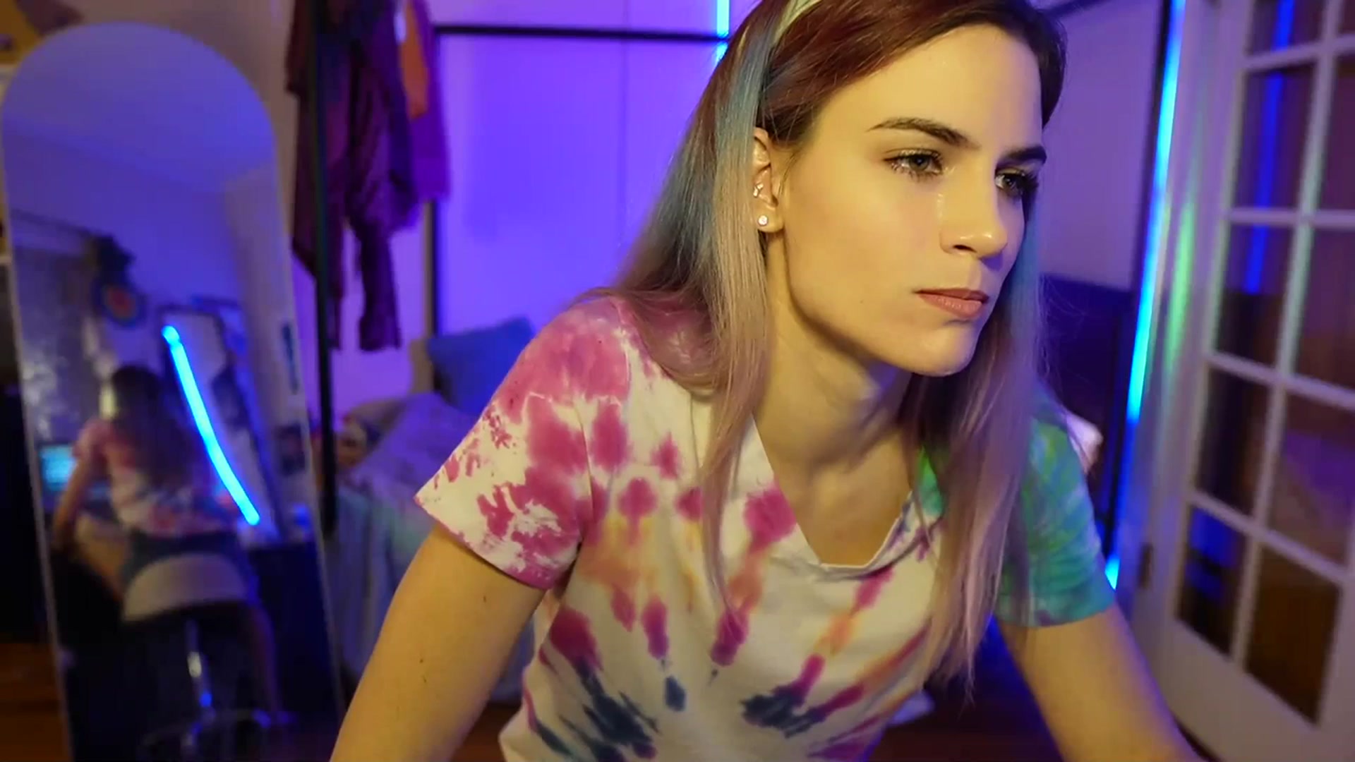 Gallery image thumbnail from Gia_Hill's myfreecams stream on, 01/27/2024, 03:14 image 9 of 20