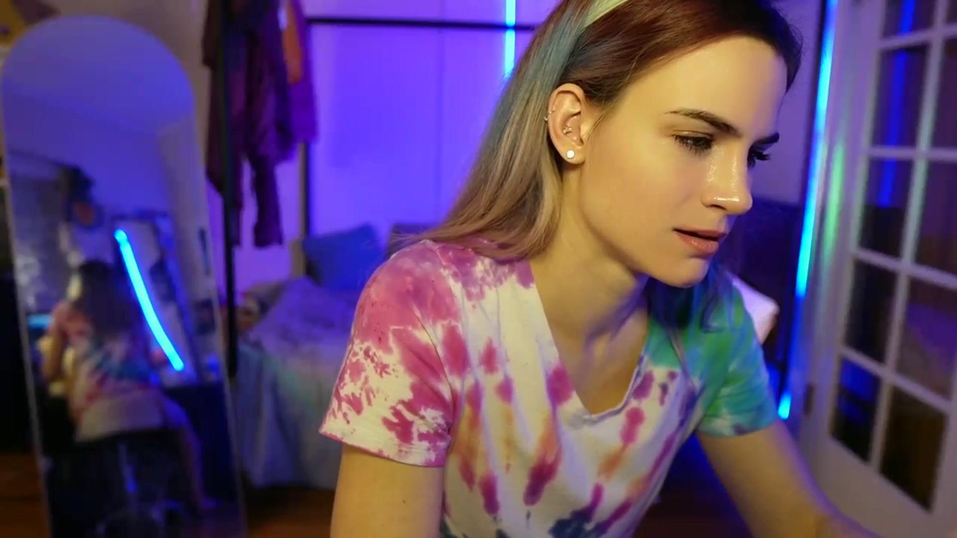 Gallery image thumbnail from Gia_Hill's myfreecams stream on, 01/27/2024, 04:15 image 5 of 20