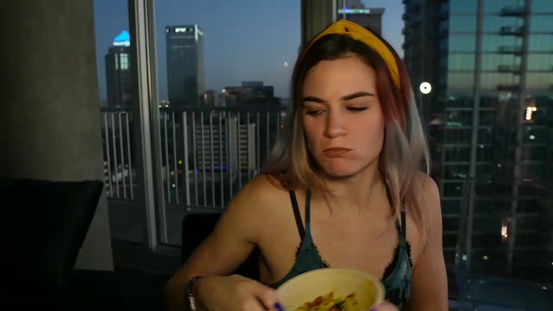 Gallery image thumbnail from Gia_Hill's myfreecams stream on, 02/03/2024, 24:02 image 6 of 20