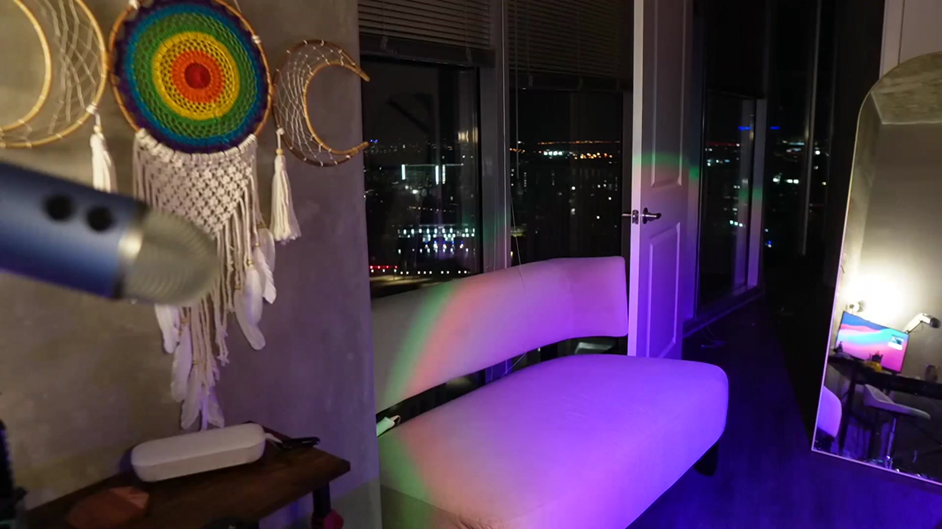 Gallery image thumbnail from Gia_Hill's myfreecams stream on, 02/03/2024, 03:46 image 11 of 20