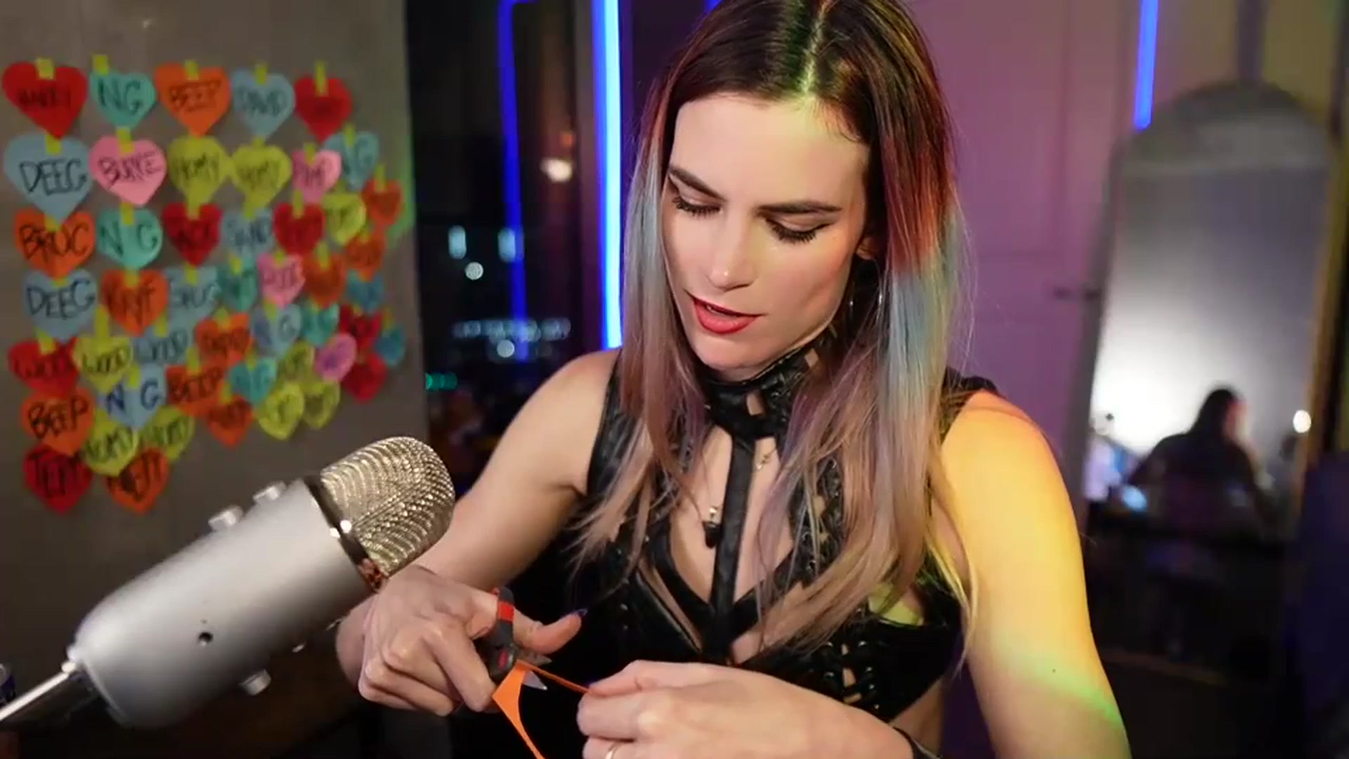 Gallery image thumbnail from Gia_Hill's myfreecams stream on, 02/10/2024, 03:32 image 17 of 20