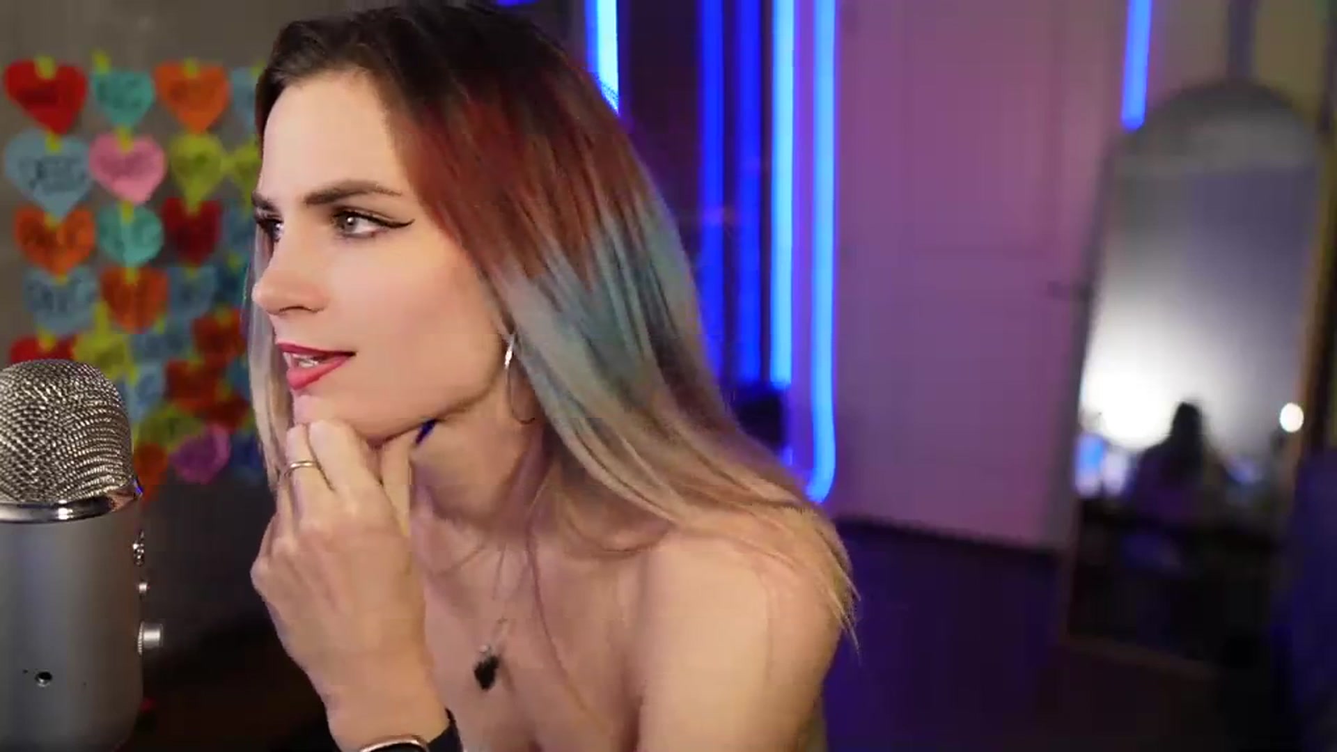 Gallery image thumbnail from Gia_Hill's myfreecams stream on, 02/10/2024, 05:26 image 10 of 20