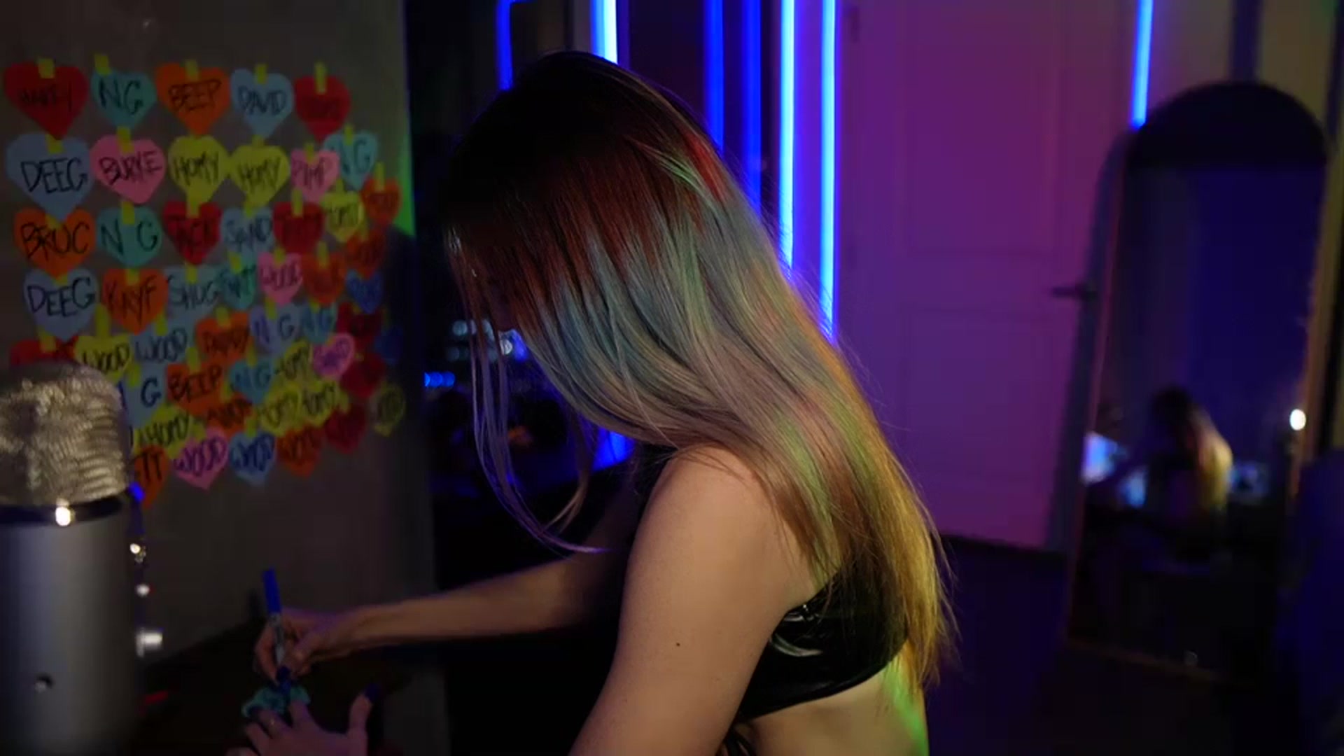 Gallery image thumbnail from Gia_Hill's myfreecams stream on, 02/10/2024, 05:26 image 7 of 20