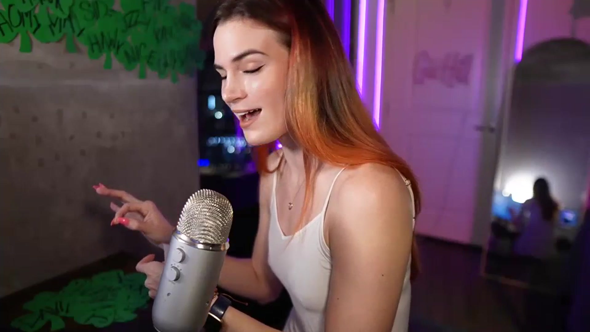 Gallery image thumbnail from Gia_Hill's myfreecams stream on, 03/05/2024, 03:08 image 9 of 20