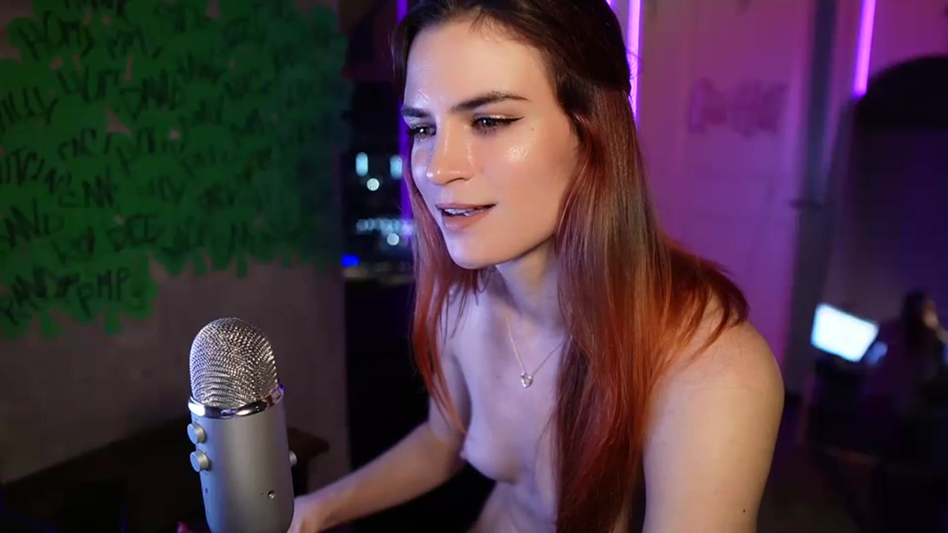 Gallery image thumbnail from Gia_Hill's myfreecams stream on, 03/05/2024, 05:27 image 3 of 20