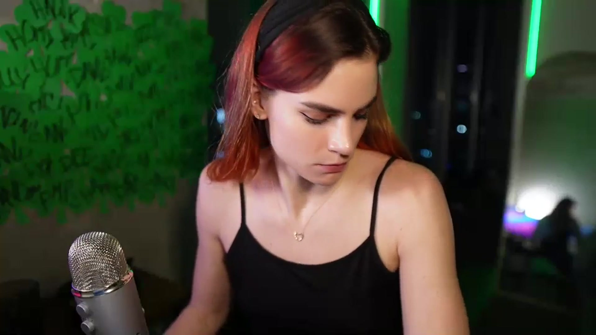 Gallery image thumbnail from Gia_Hill's myfreecams stream on, 03/07/2024, 03:04 image 19 of 20