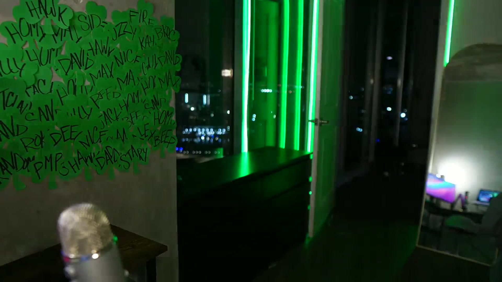 Gallery image thumbnail from Gia_Hill's myfreecams stream on, 03/07/2024, 03:04 image 3 of 20