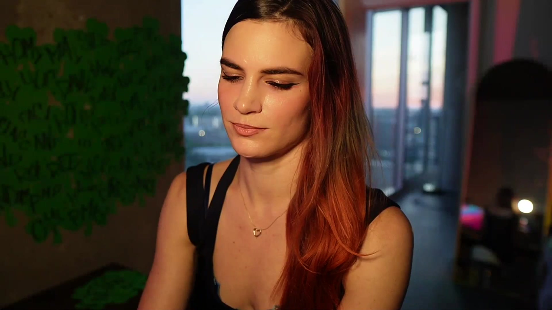 Gallery image thumbnail from Gia_Hill's myfreecams stream on, 03/12/2024, 01:51 image 1 of 20