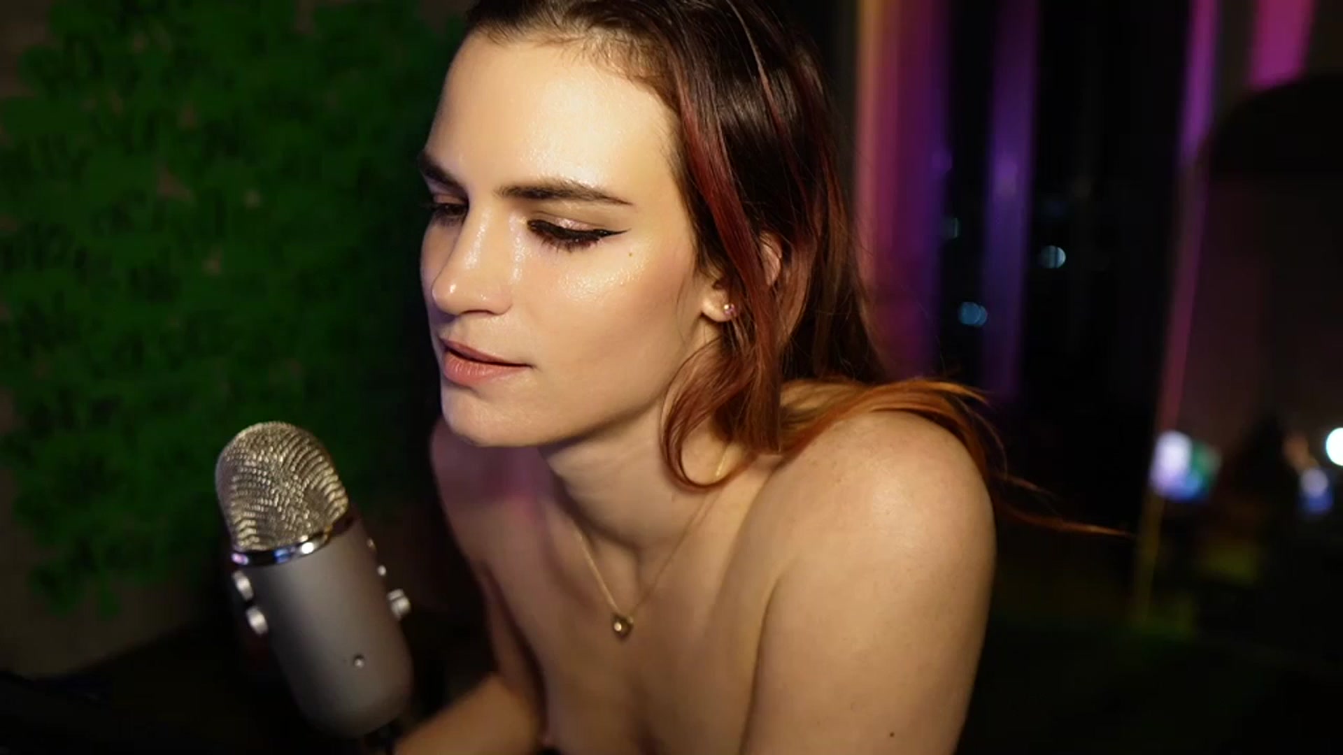 Gallery image thumbnail from Gia_Hill's myfreecams stream on, 03/12/2024, 02:11 image 19 of 20
