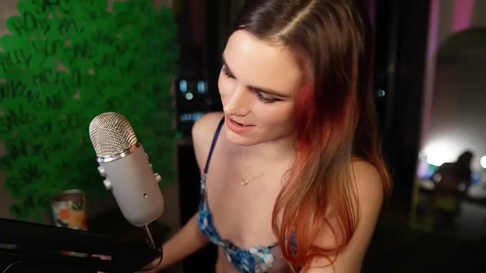 Gallery image thumbnail from Gia_Hill's myfreecams stream on, 03/12/2024, 02:11 image 9 of 20