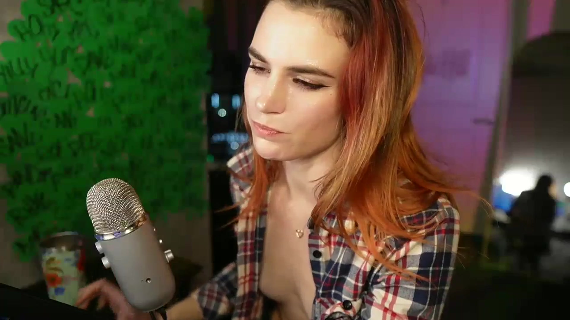 Gallery image thumbnail from Gia_Hill's myfreecams stream on, 03/12/2024, 03:31 image 13 of 20