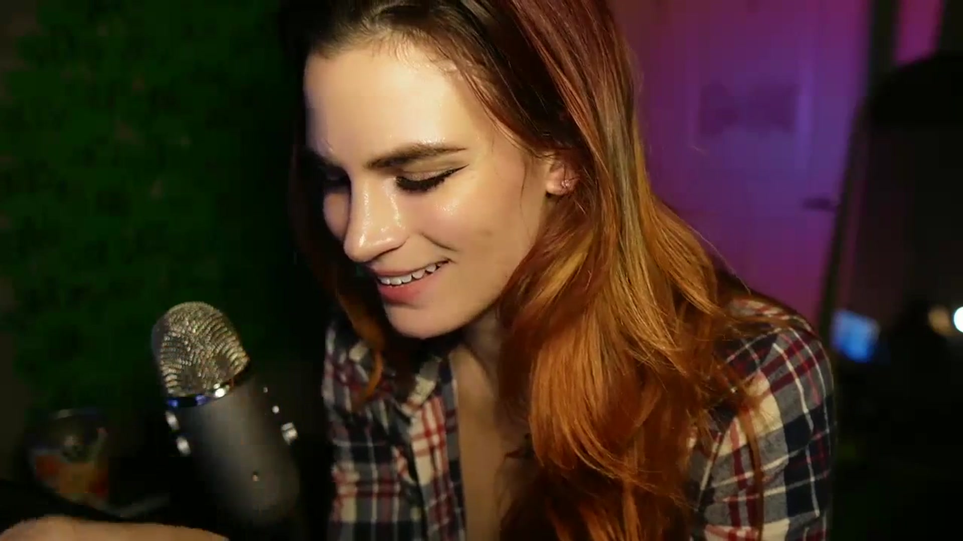 Gallery image thumbnail from Gia_Hill's myfreecams stream on, 03/12/2024, 03:31 image 18 of 20
