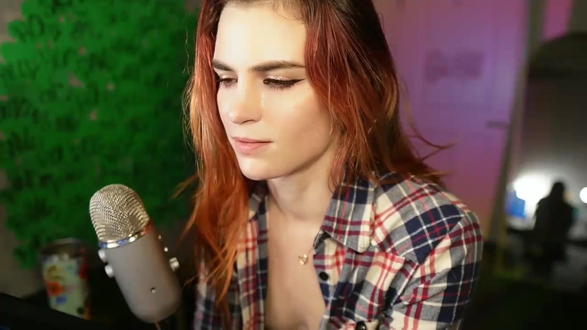 Gallery image thumbnail from Gia_Hill's myfreecams stream on, 03/12/2024, 03:31 image 14 of 20