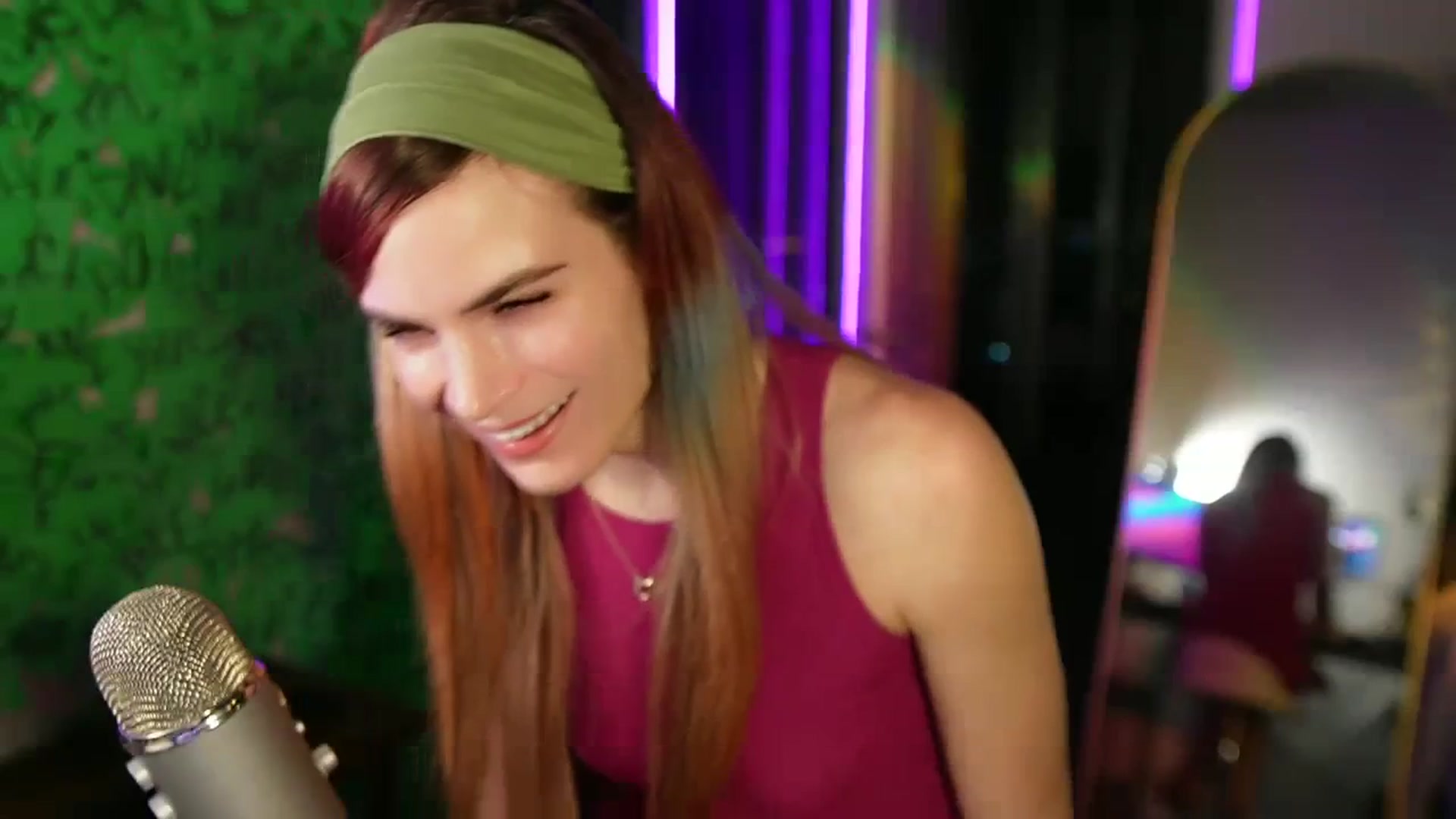 Gallery image thumbnail from Gia_Hill's myfreecams stream on, 03/26/2024, 04:15 image 5 of 20