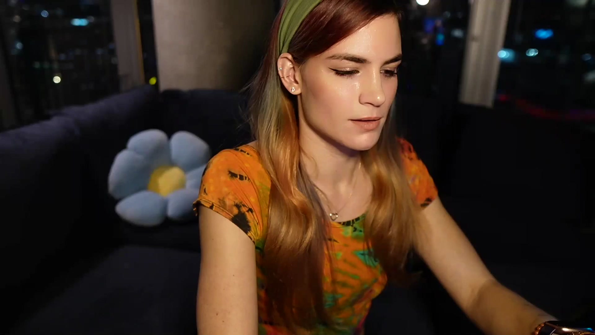 Gallery image thumbnail from Gia_Hill's myfreecams stream on, 03/28/2024, 02:00 image 9 of 20