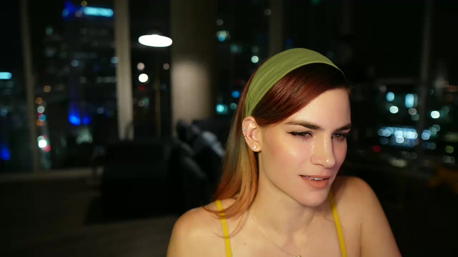 Gallery image thumbnail from Gia_Hill's myfreecams stream on, 03/28/2024, 02:00 image 19 of 20