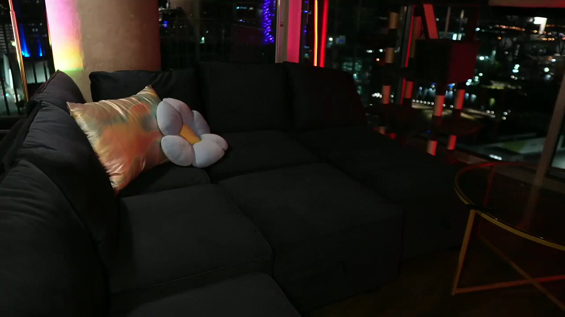 Gallery image thumbnail from Gia_Hill's myfreecams stream on, 03/29/2024, 04:15 image 4 of 20