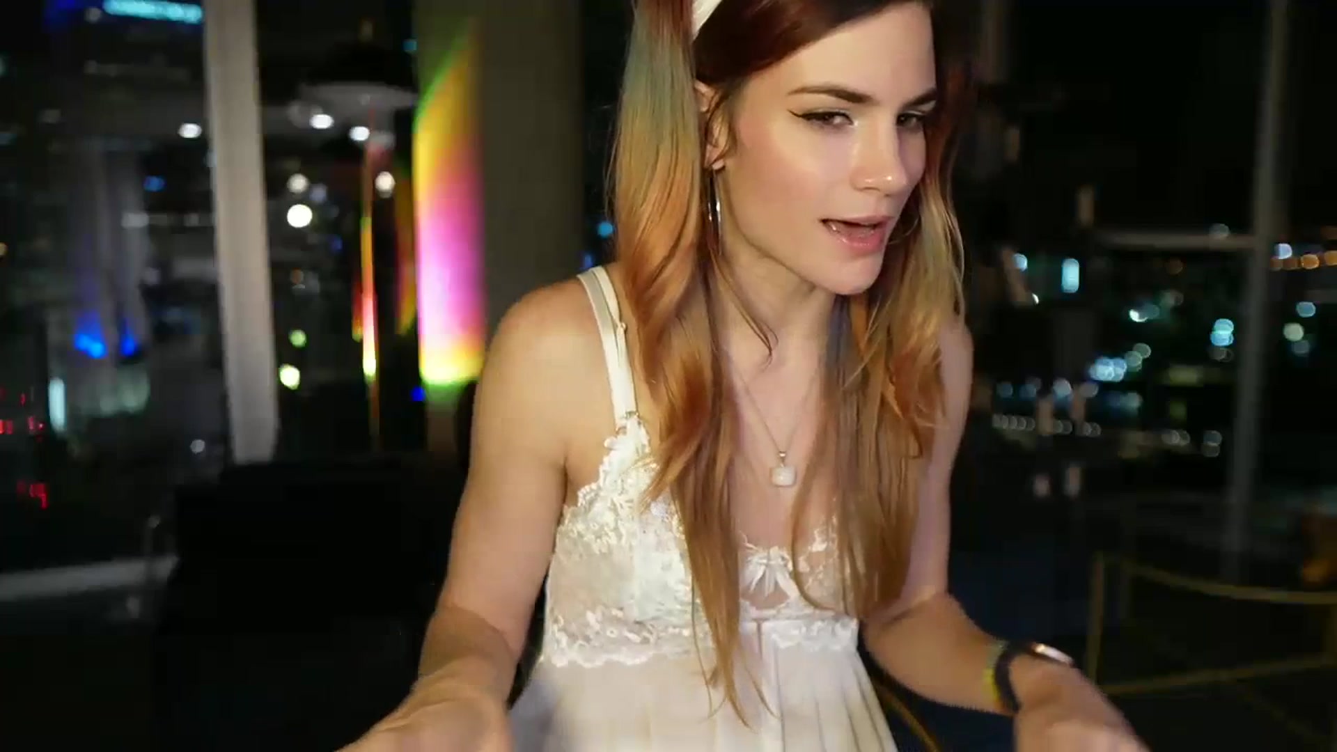 Gallery image thumbnail from Gia_Hill's myfreecams stream on, 03/30/2024, 02:31 image 10 of 20