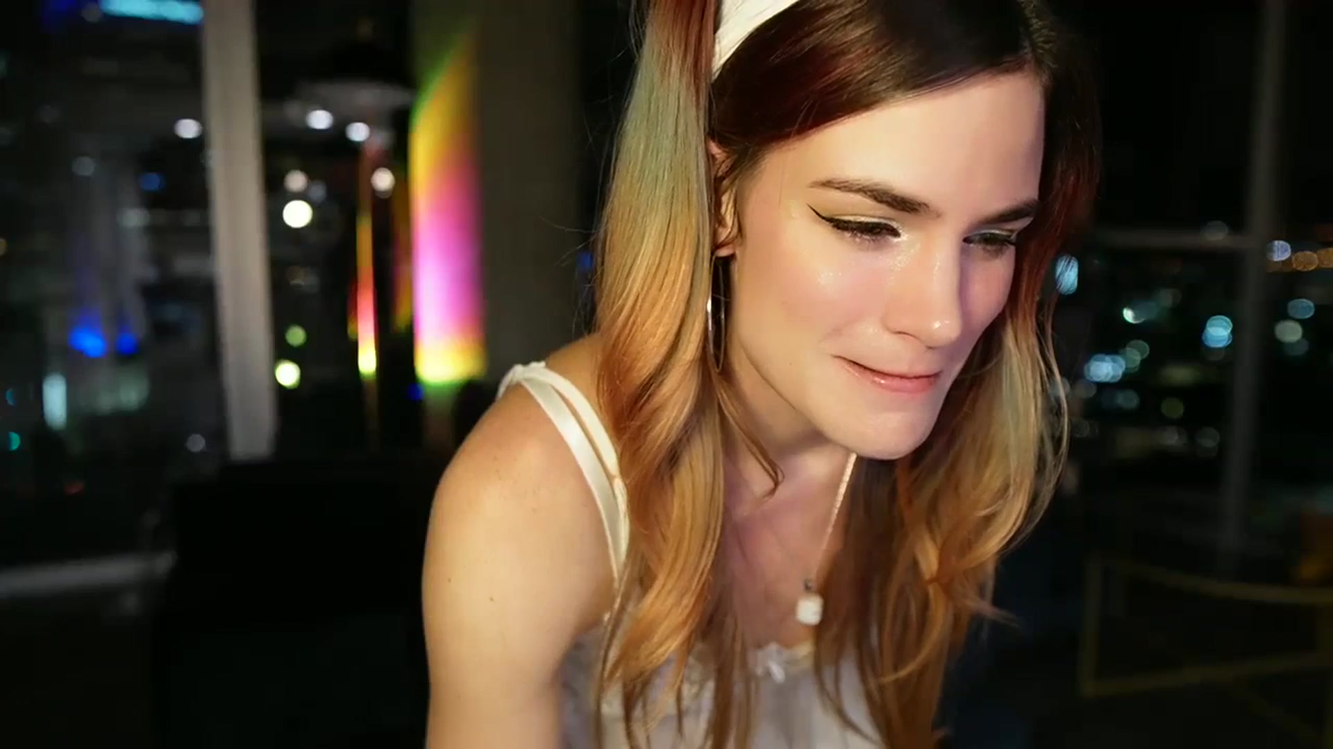 Gallery image thumbnail from Gia_Hill's myfreecams stream on, 03/30/2024, 02:31 image 4 of 20