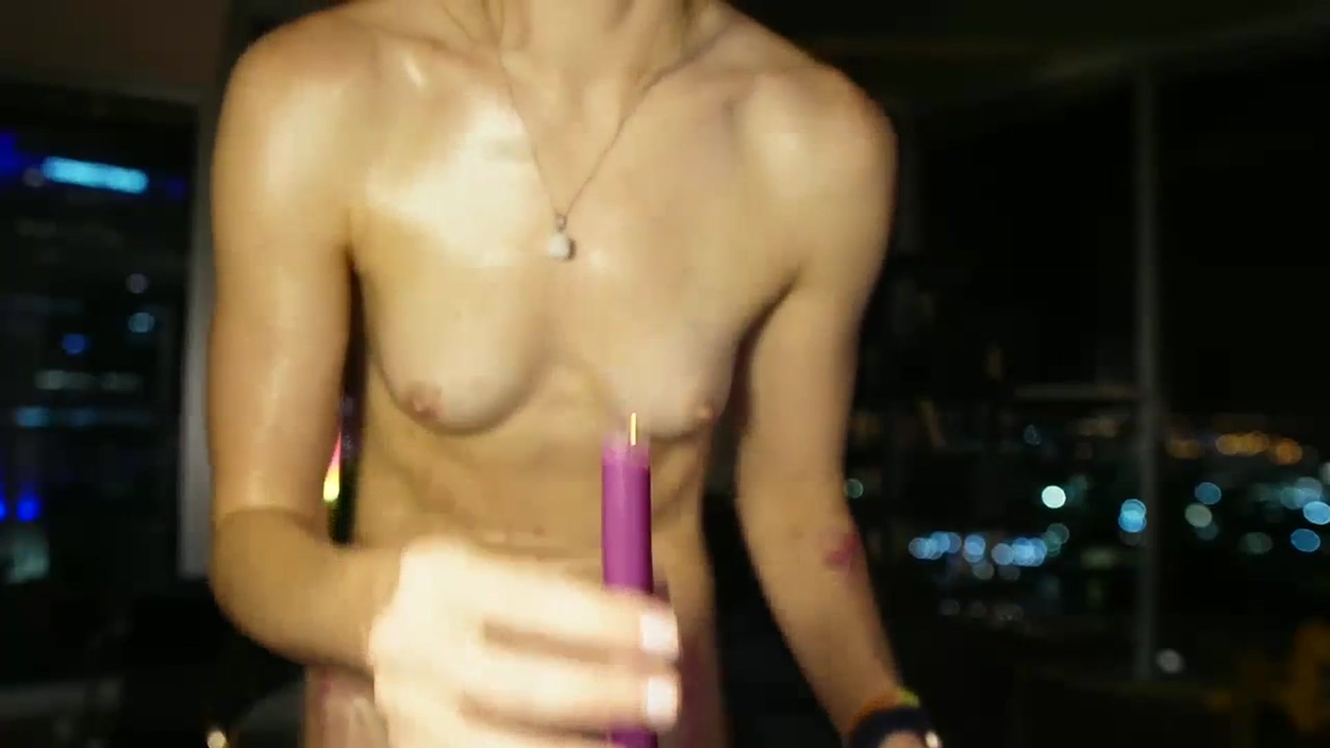 Gallery image thumbnail from Gia_Hill's myfreecams stream on, 03/30/2024, 04:40 image 10 of 20
