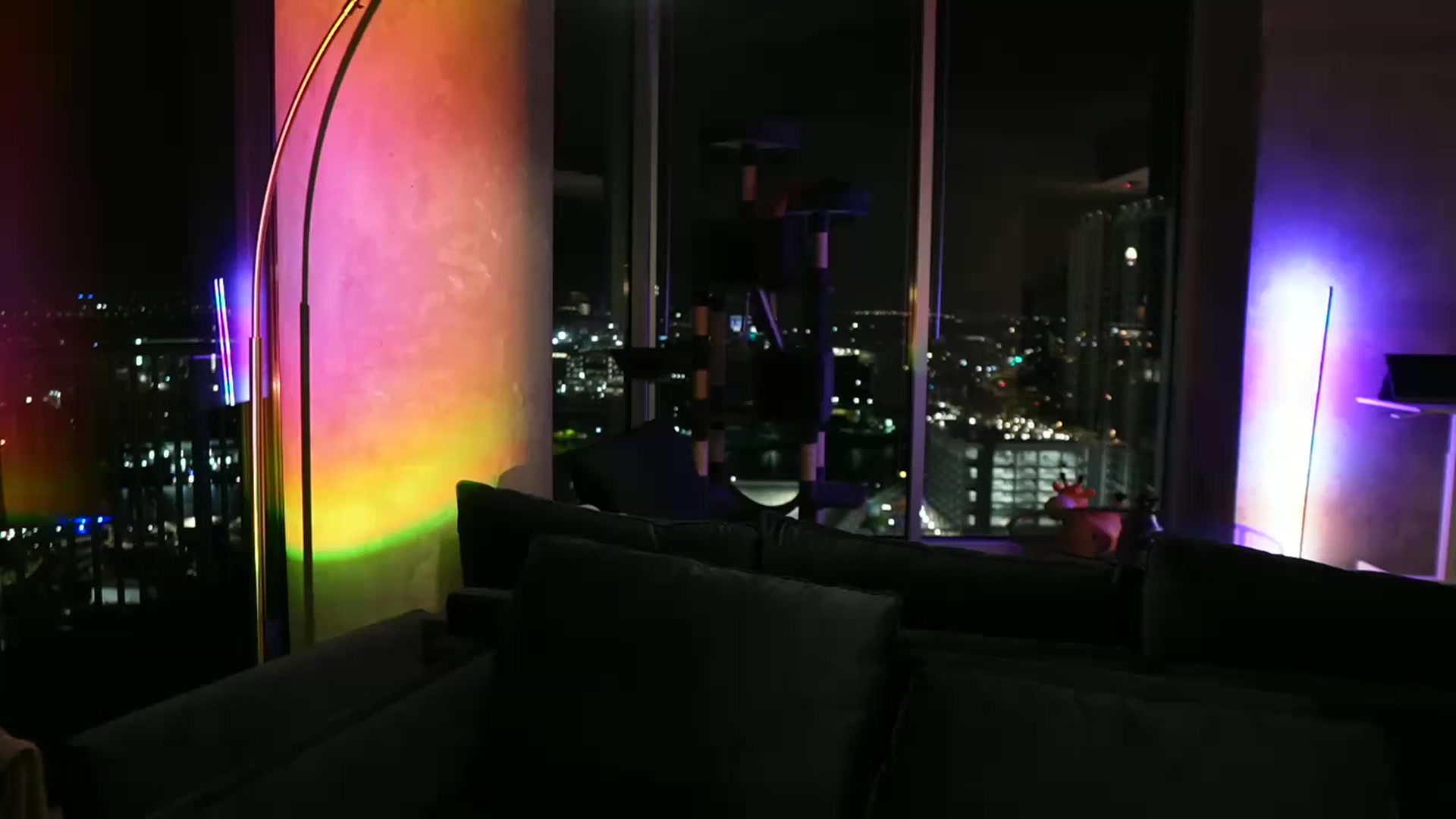 Gallery image thumbnail from Gia_Hill's myfreecams stream on, 04/11/2024, 03:34 image 15 of 20