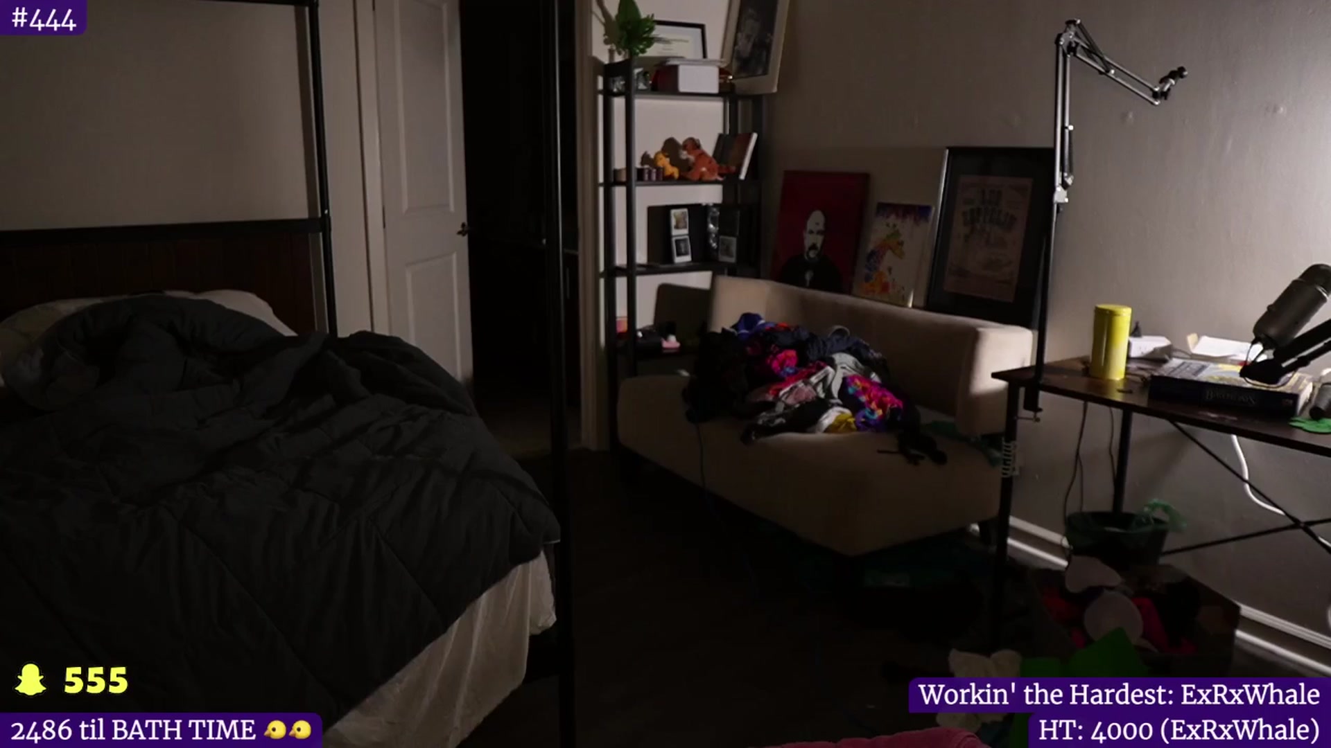 Gallery image thumbnail from Gia_Hill's myfreecams stream on, 04/12/2024, 02:31 image 12 of 20