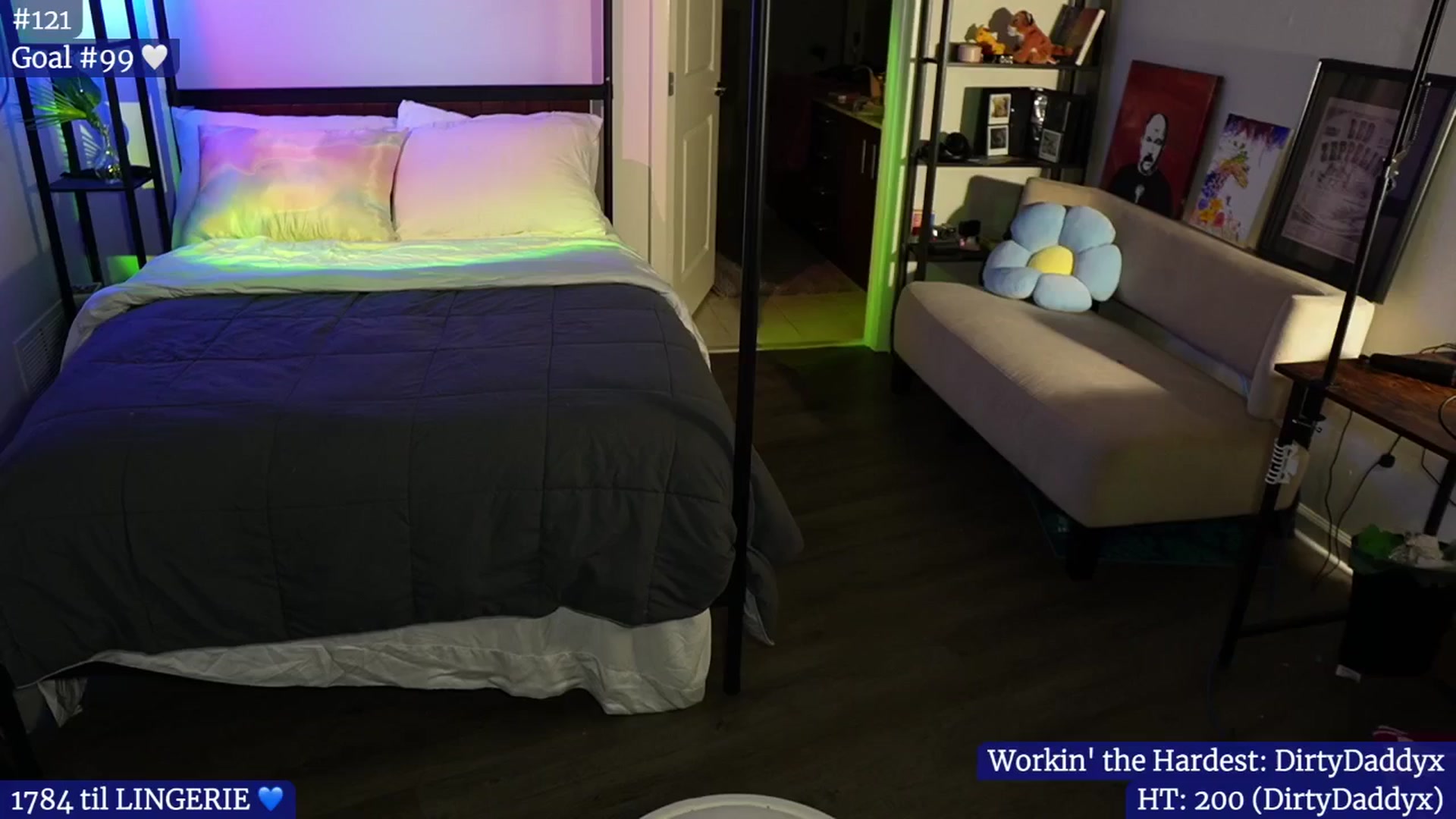 Gallery image thumbnail from Gia_Hill's myfreecams stream on, 04/23/2024, 04:56 image 1 of 20