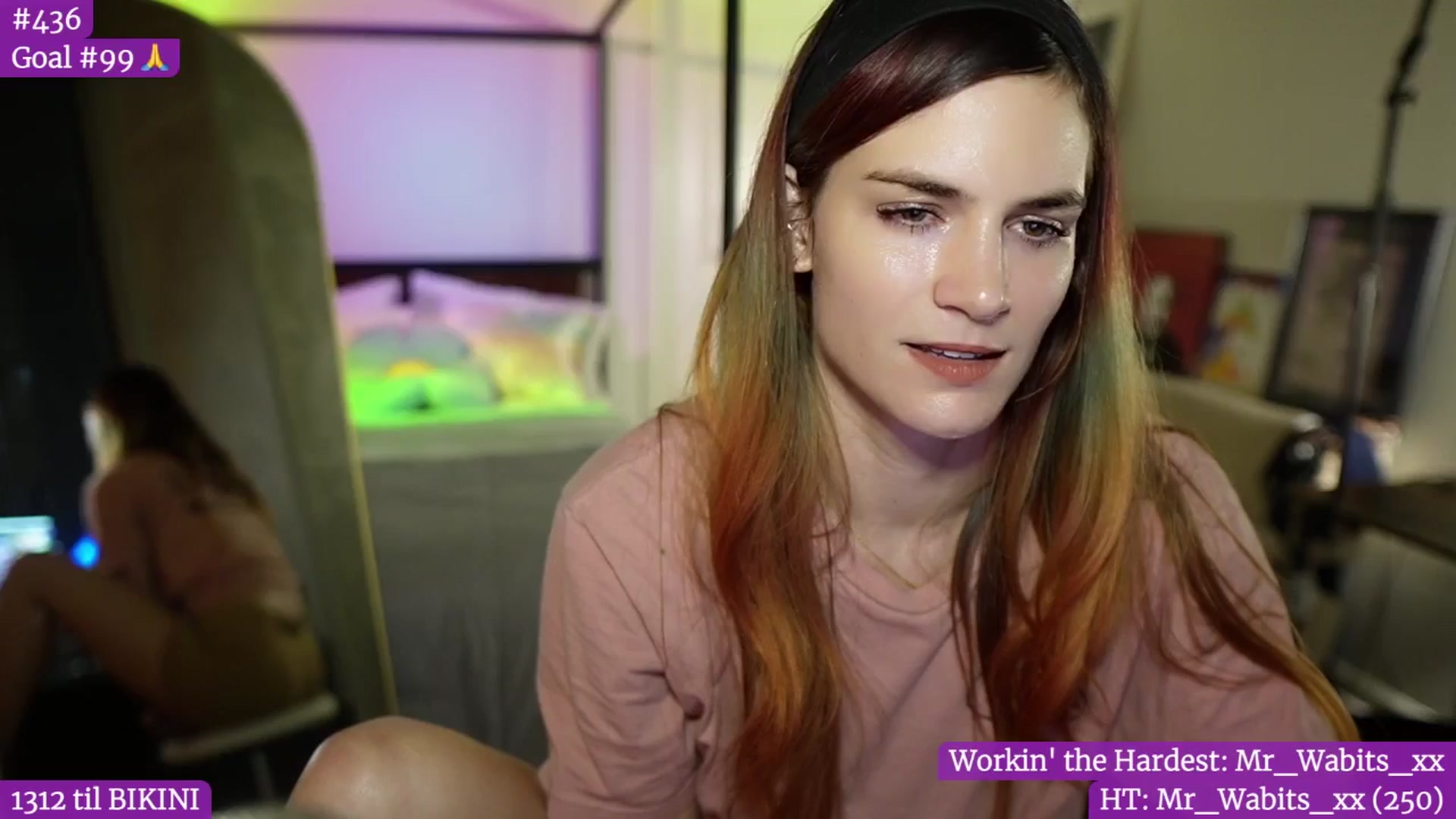 Gallery image thumbnail from Gia_Hill's myfreecams stream on, 05/03/2024, 03:25 image 7 of 20