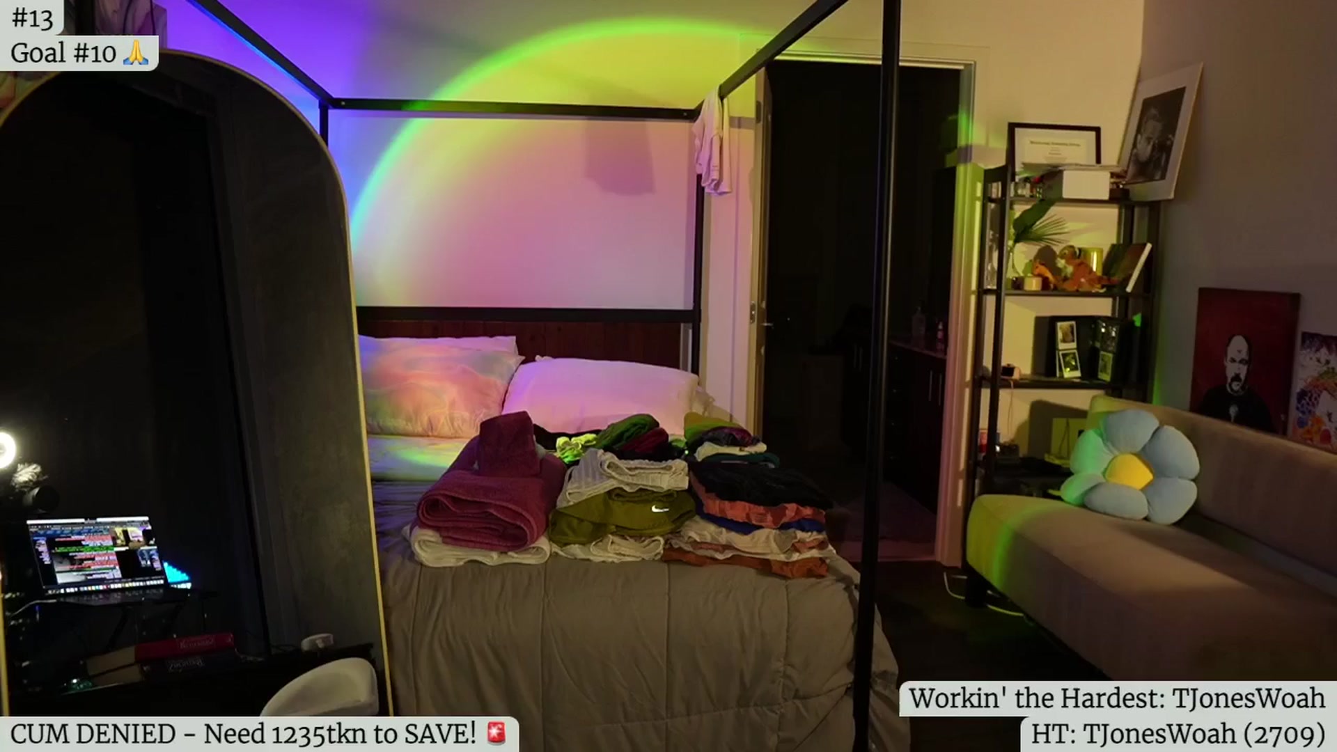 Gallery image thumbnail from Gia_Hill's myfreecams stream on, 06/11/2024, 03:22 image 5 of 20