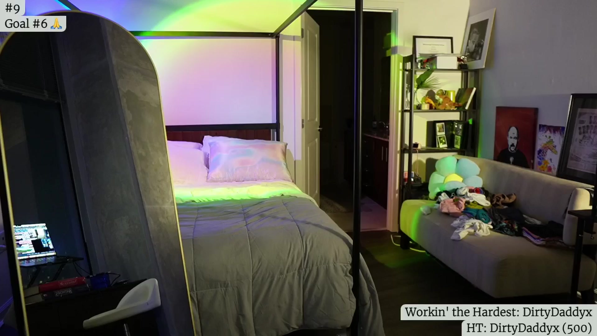 Gallery image thumbnail from Gia_Hill's myfreecams stream on, 06/14/2024, 04:30 image 1 of 20