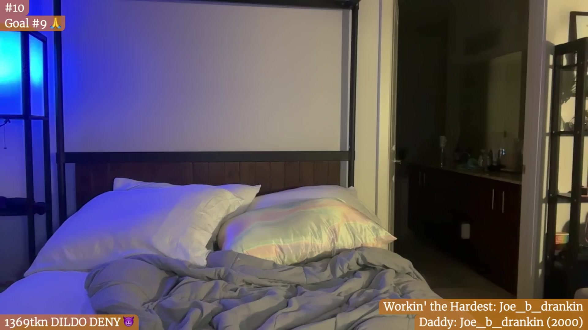 Gallery image thumbnail from Gia_Hill's myfreecams stream on, 06/17/2024, 03:00 image 7 of 20