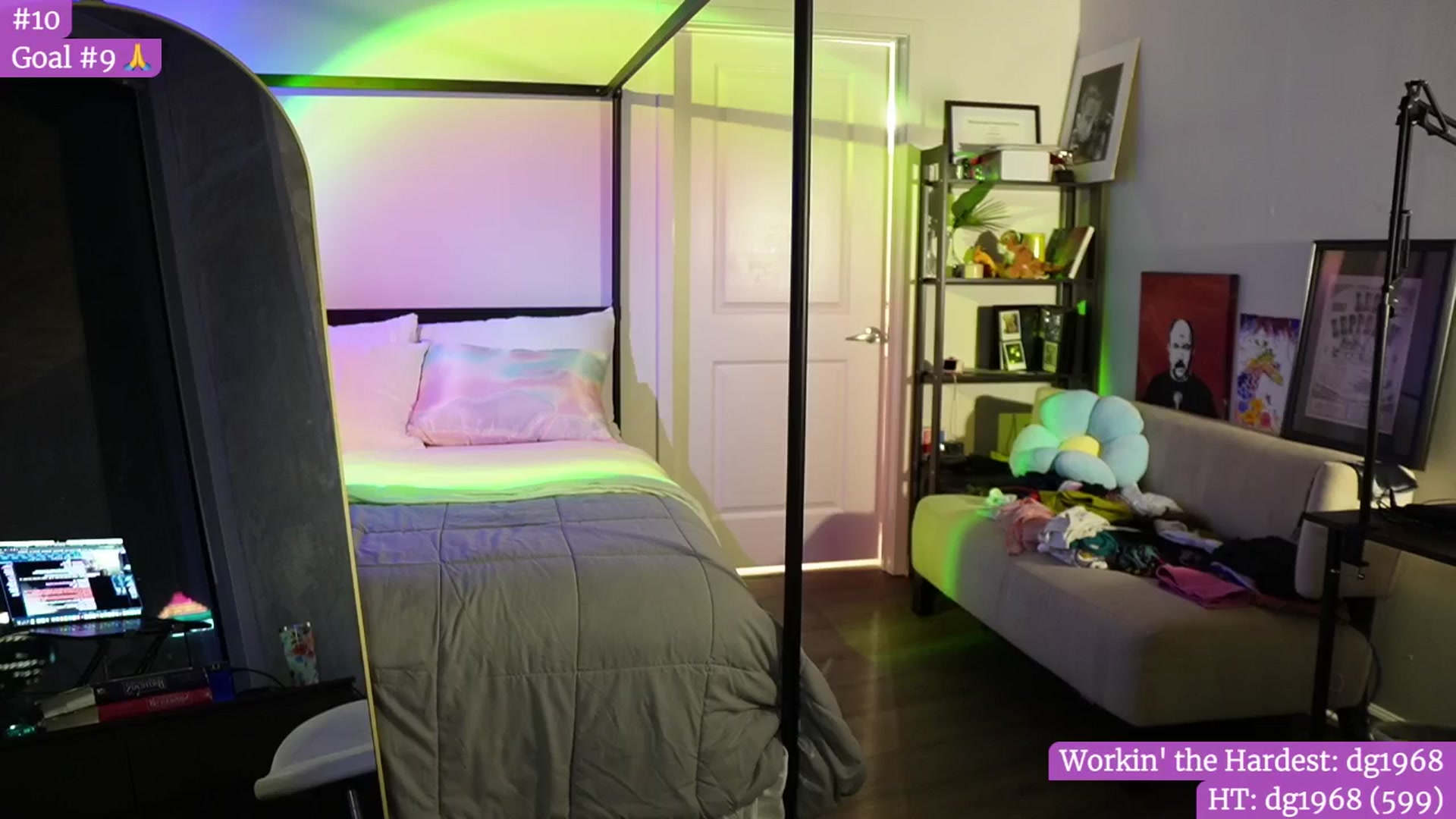 Gallery image thumbnail from Gia_Hill's myfreecams stream on, 06/20/2024, 06:10 image 5 of 20