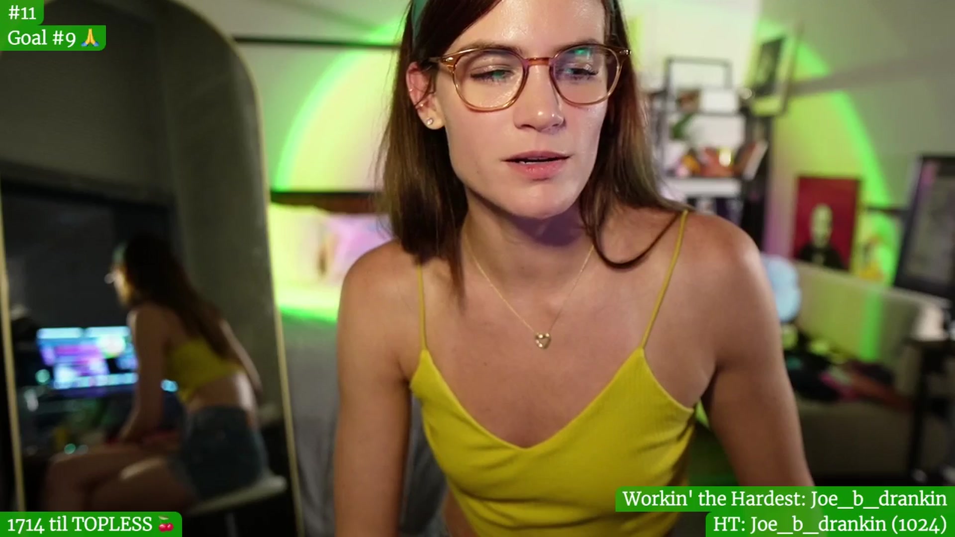Gallery image thumbnail from Gia_Hill's myfreecams stream on, 06/22/2024, 06:20 image 8 of 20